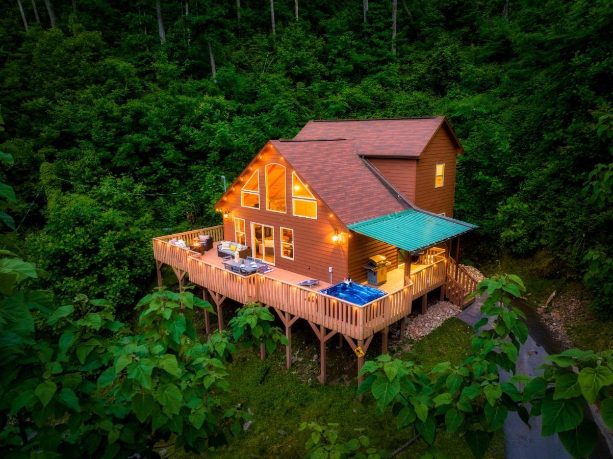Mountainside - New Luxury Cabin-Fire Table-Hot Tub-3 Pools-Ps5-Bears Gatlinburg Exterior foto